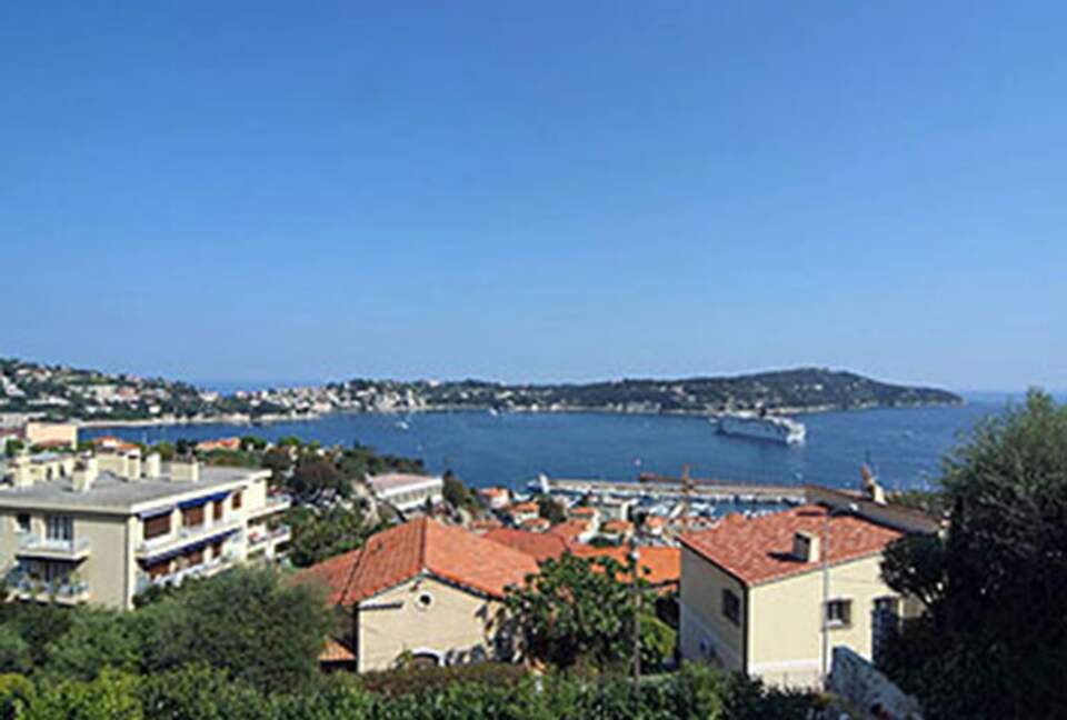 Detached Villa in Cote d'Azur with Panoramic Sea Views - Villefranche-sur-Mer, France
