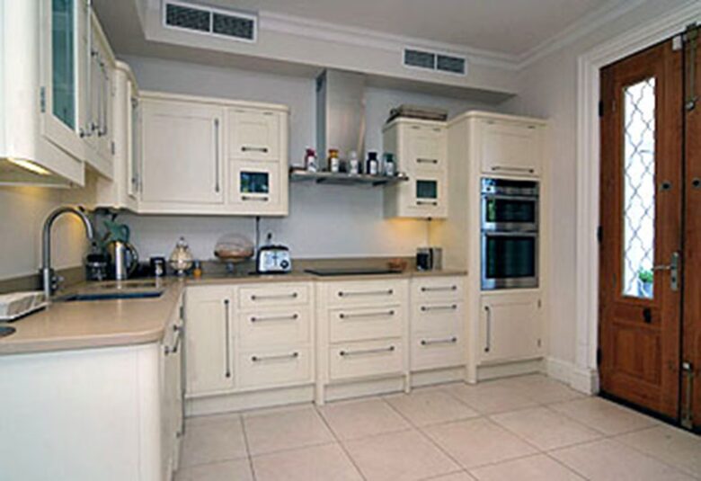 Detached Villa in Cote d'Azur with Panoramic Sea Views - Villefranche-sur-Mer, France