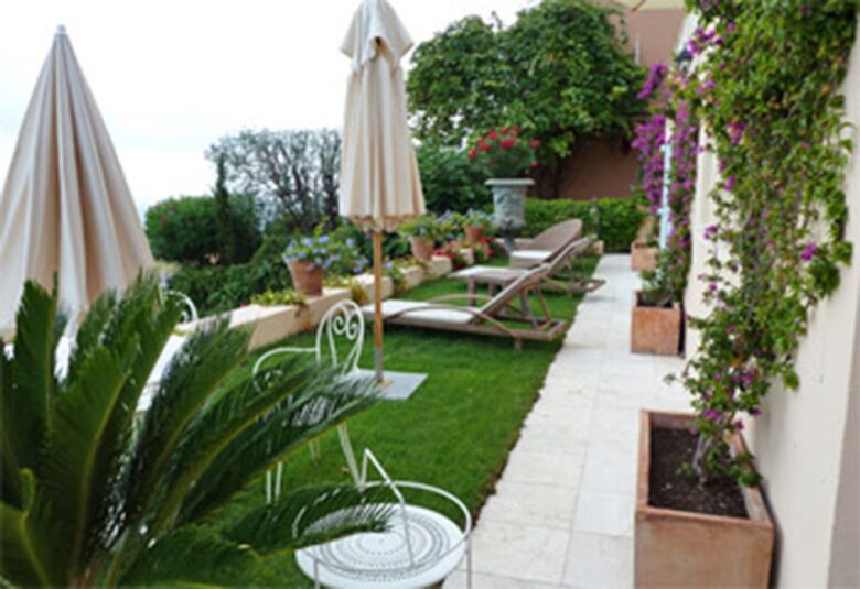 Detached Villa in Cote d'Azur with Panoramic Sea Views - Villefranche-sur-Mer, France