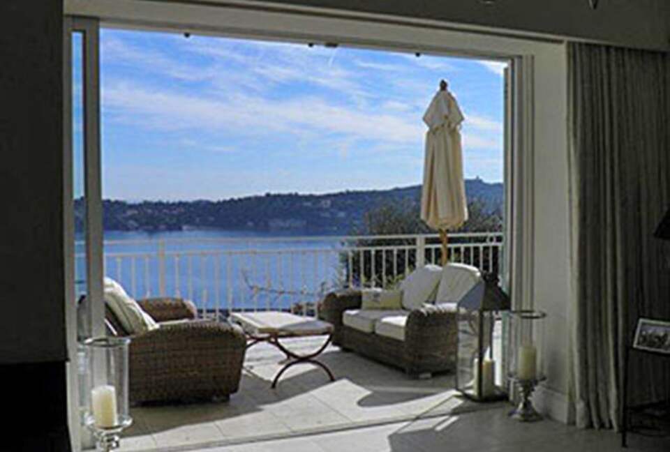 Detached Villa in Cote d'Azur with Panoramic Sea Views - Villefranche-sur-Mer, France