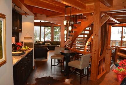 Sun Peaks Chalet - Sun Peaks, Canada