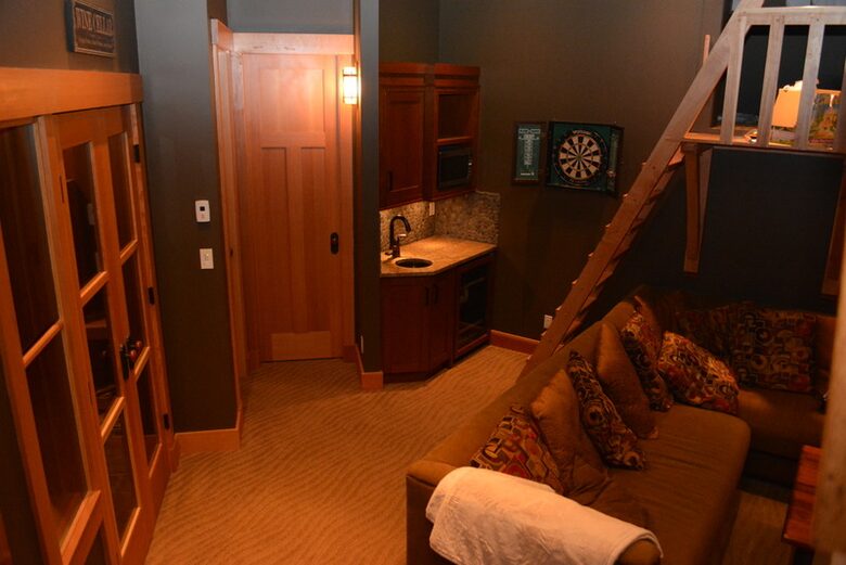 Sun Peaks Chalet - Sun Peaks, Canada