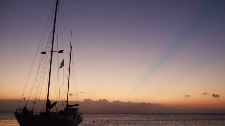 Western Caribbean, Roatan West Bay Beach 2 Bedroom Residence - West Bay Beach, Honduras