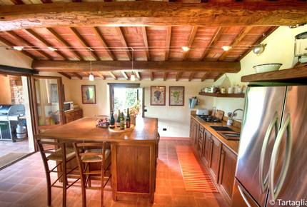 Brunello Villa - Paciano, Italy