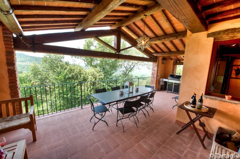 Brunello Villa - Paciano, Italy