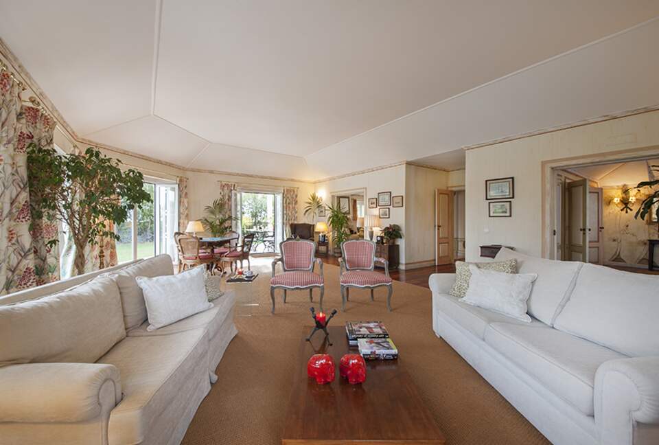 Gorgeous Property in Quinta Patino Luxury Resort - Estoril, Portugal