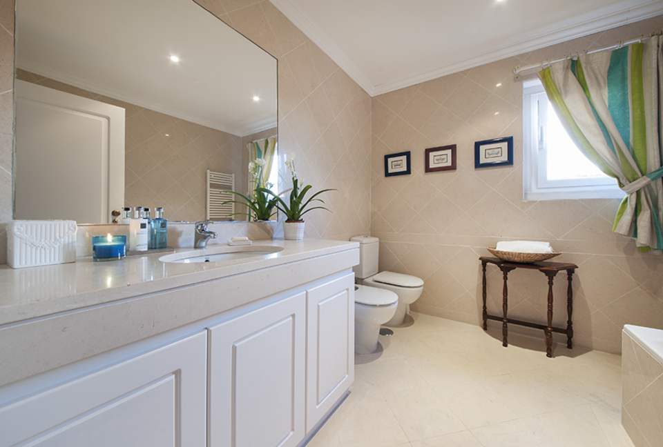 Gorgeous Property in Quinta Patino Luxury Resort - Estoril, Portugal