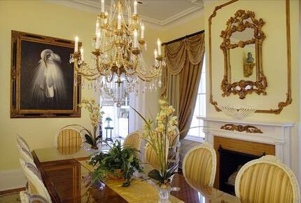 Wedding Cake Mansion - Savannah, Georgia