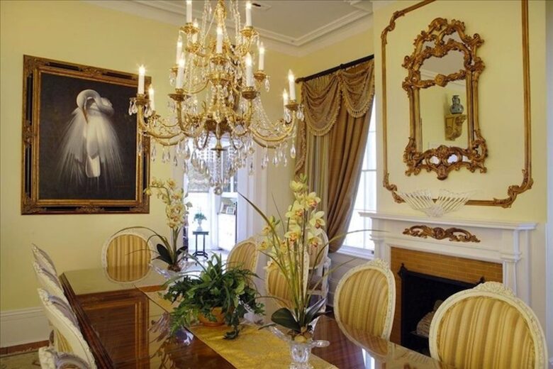 Wedding Cake Mansion - Savannah, Georgia