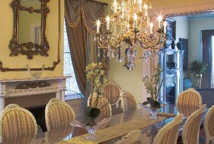 Wedding Cake Mansion - Savannah, Georgia