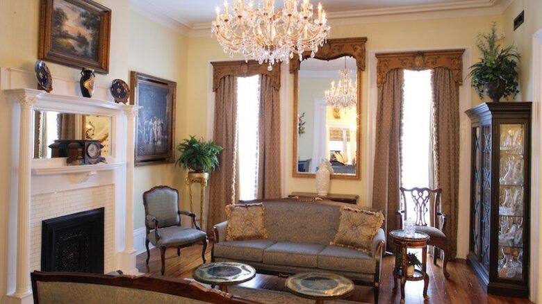 Wedding Cake Mansion - Savannah, Georgia