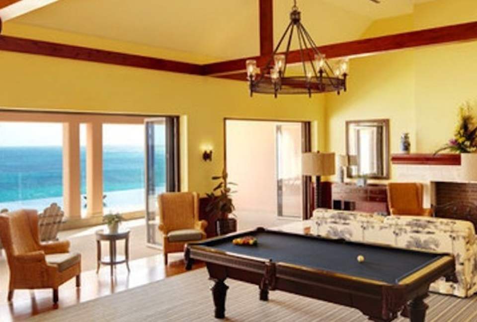 Southampton, Bermuda - The Reefs Club - 3 Bedroom Residence - Southampton, Bermuda