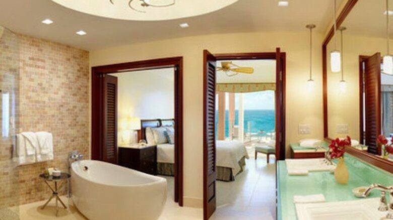 Southampton, Bermuda - The Reefs Club - 3 Bedroom Residence - Southampton, Bermuda