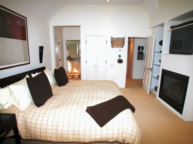 Observatory House - Aspen, Colorado