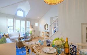 La Jolla Luxury Country Beach Cottage - La Jolla, California