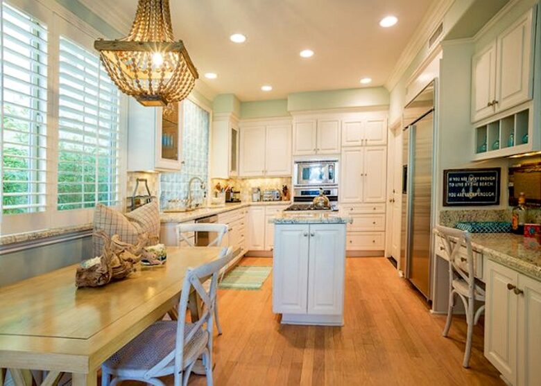 La Jolla Luxury Country Beach Cottage - La Jolla, California