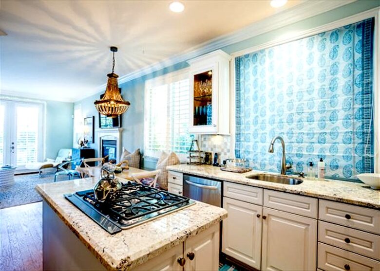 La Jolla Luxury Country Beach Cottage - La Jolla, California