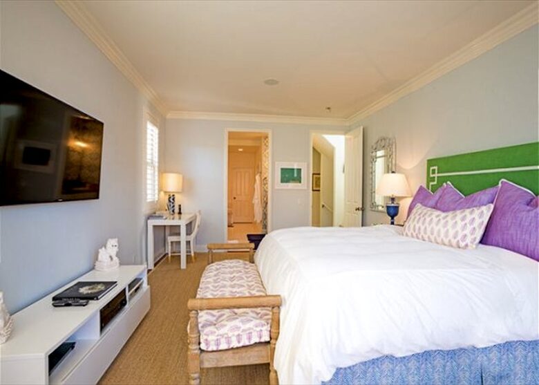 La Jolla Luxury Country Beach Cottage - La Jolla, California