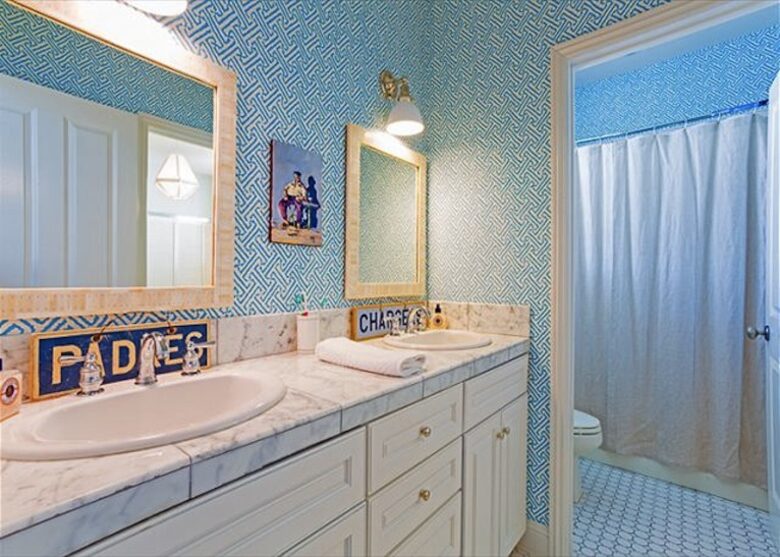 La Jolla Luxury Country Beach Cottage - La Jolla, California