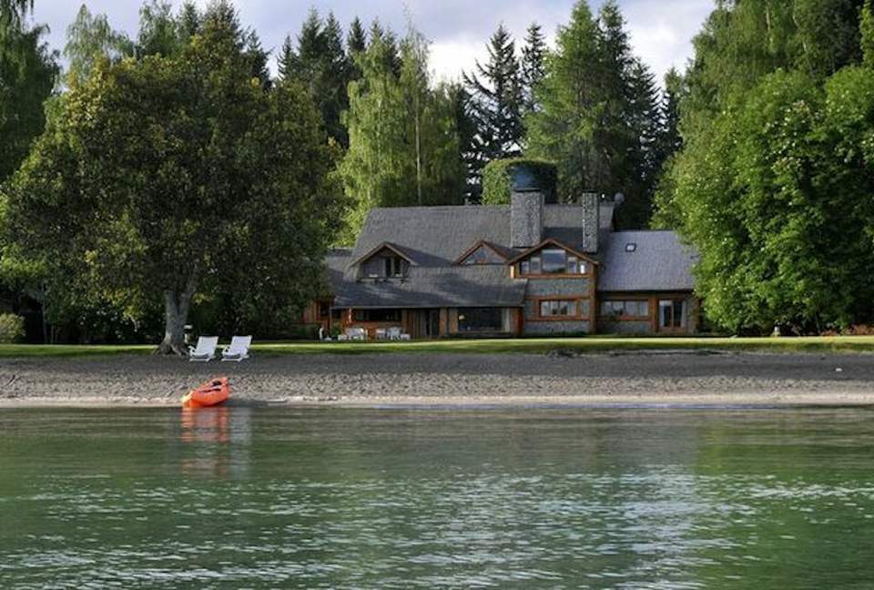 Juvenilia - Villa La Angostura, Argentina