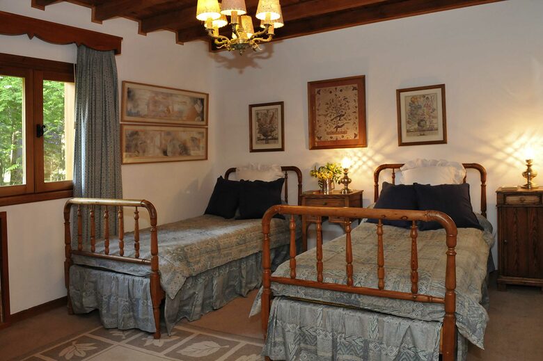 Juvenilia - Villa La Angostura, Argentina