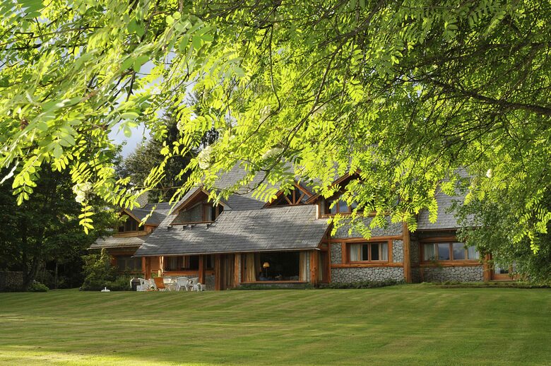 Juvenilia - Villa La Angostura, Argentina