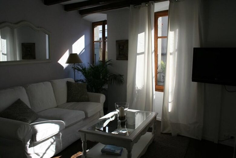 Home Exchange in Lutry, Vaud, Switzerland