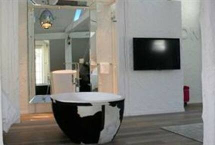 Home Exchange in Lutry, Vaud, Switzerland