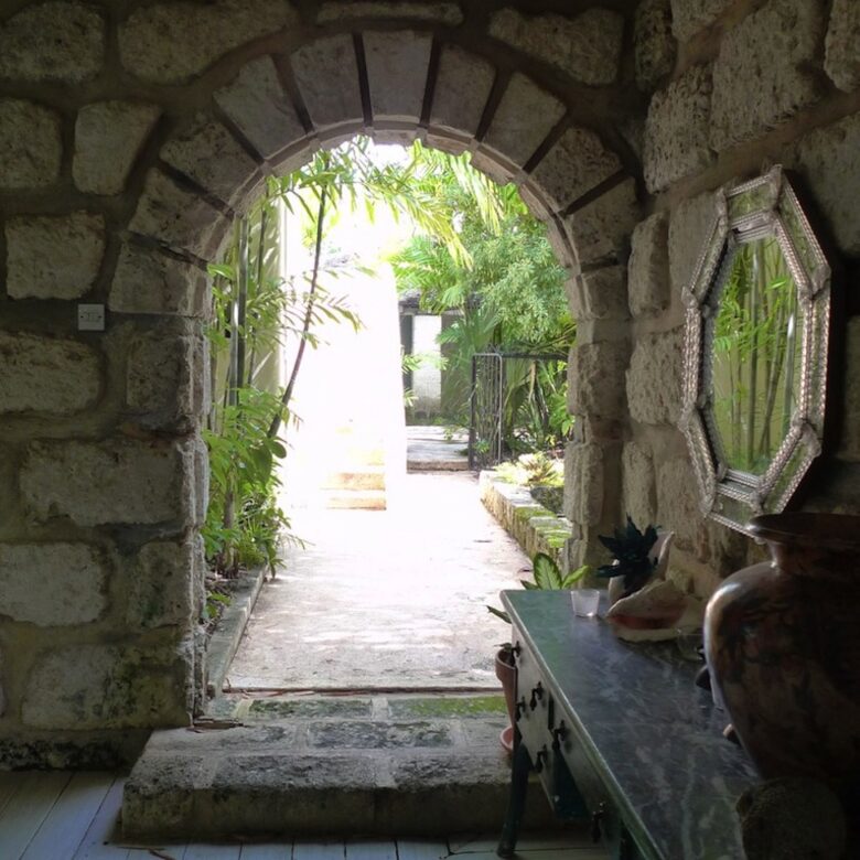 Bon Vivant Villa - St. James, Barbados