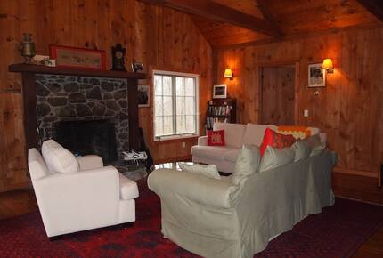 Forest Lodge in the Berkshires - Hillsdale, New York