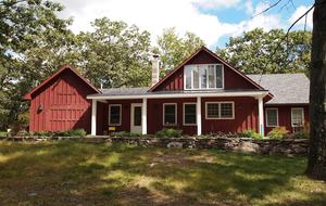 Forest Lodge in the Berkshires - Hillsdale, New York