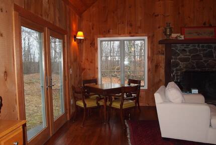 Forest Lodge in the Berkshires - Hillsdale, New York