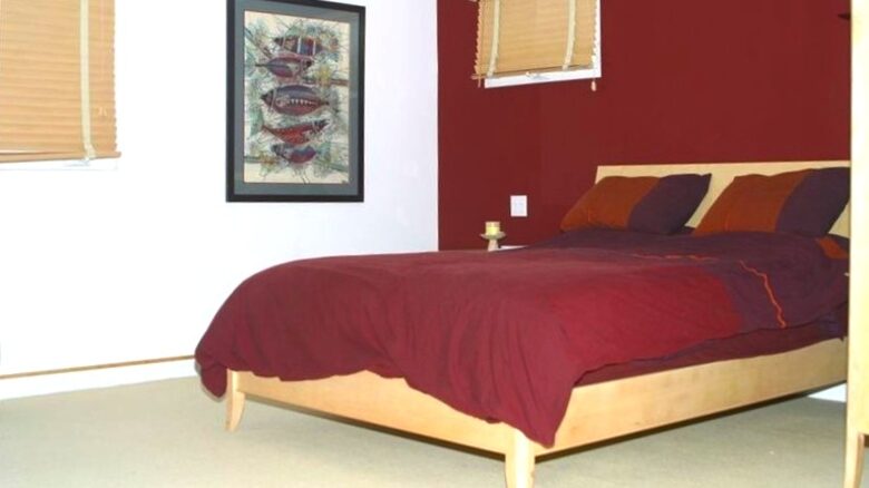 The Pool House on the Strand - Hermosa Beach, California