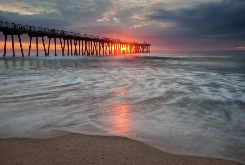 The Pool House on the Strand - Hermosa Beach, California
