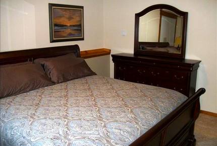 Master Bedroom 2 - King Bed