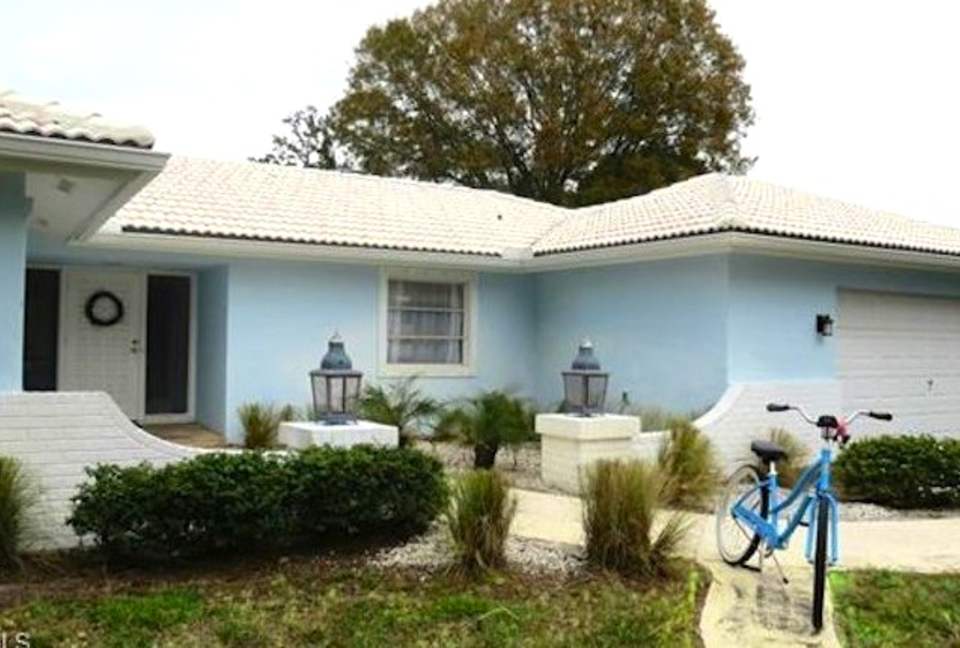 Tropically Inspired Beach Vibe - Naples, Florida