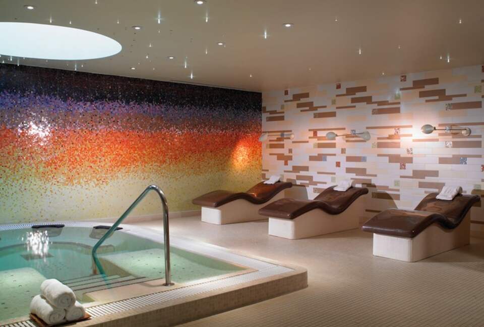 Carillon Hotel & Spa with optional Yacht Rental! - Miami Beach, Florida