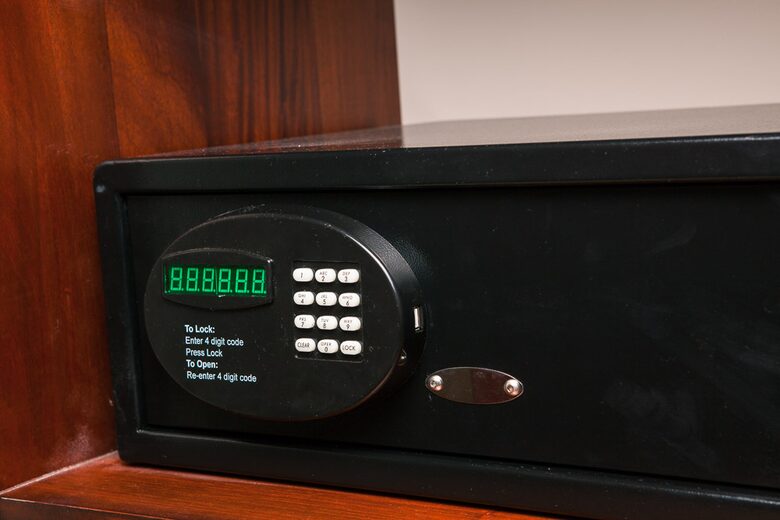 Pristine Bay Beach Villa 104 - Roatan, Honduras