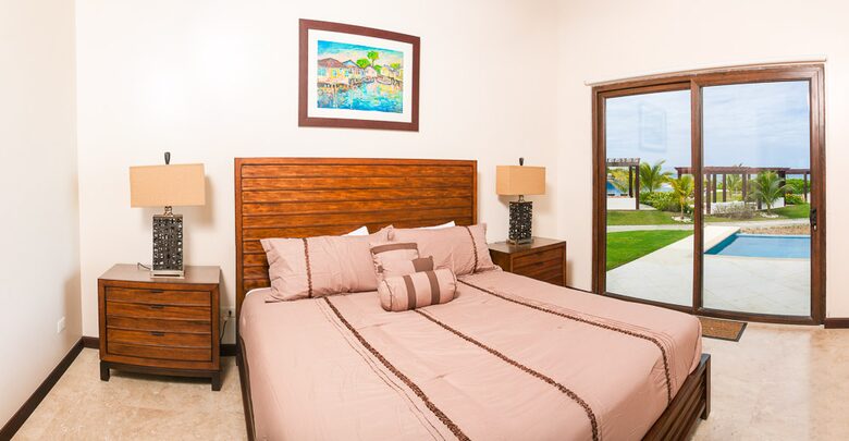 Pristine Bay Beach Villa 104 - Roatan, Honduras