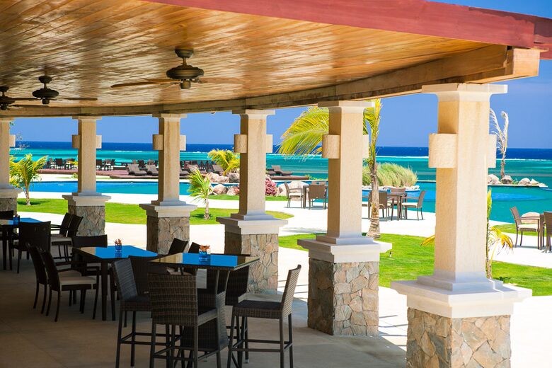 Pristine Bay Beach Villa 104 - Roatan, Honduras