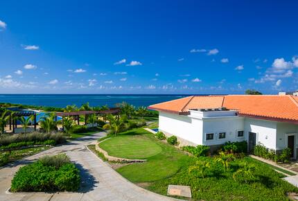 Pristine Bay Beach Villa 104 - Roatan, Honduras