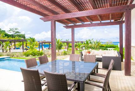 Pristine Bay Beach Villa 104 - Roatan, Honduras