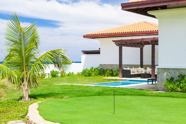 Pristine Bay Beach Villa 104 - Roatan, Honduras