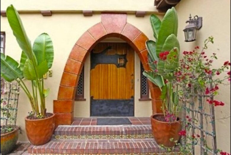 Los Feliz Villa - Los Angeles, California