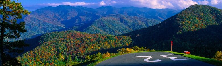 Mountain Air Country Club at Blue Ridge Mountain Retreat - Burnsville, North Carolina
