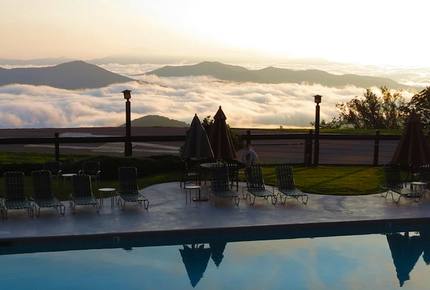 Mountain Air Country Club at Blue Ridge Mountain Retreat - Burnsville, North Carolina