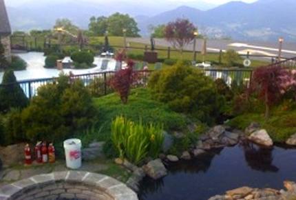 Mountain Air Country Club at Blue Ridge Mountain Retreat - Burnsville, North Carolina