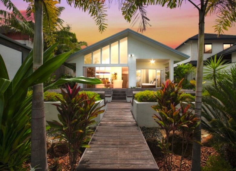 The Boat House, Blue Water, Cairns Beaches - Trinity Beach, Australia