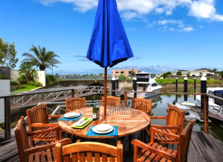 The Boat House, Blue Water, Cairns Beaches - Trinity Beach, Australia