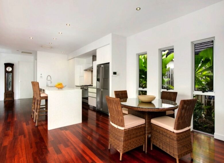 The Boat House, Blue Water, Cairns Beaches - Trinity Beach, Australia